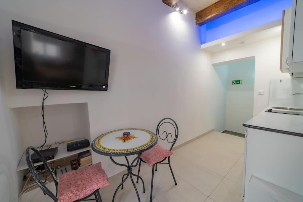 Jbo- Joette'S Bliss Oasis Apartment Valletta Luaran gambar