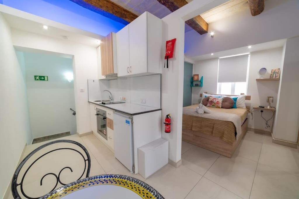 Jbo- Joette'S Bliss Oasis Apartment Valletta Luaran gambar