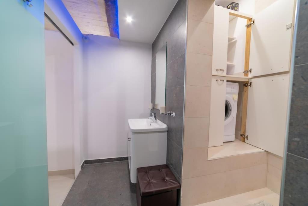 Jbo- Joette'S Bliss Oasis Apartment Valletta Luaran gambar